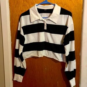 A cute black/white crop top, perfect for pairing with anything